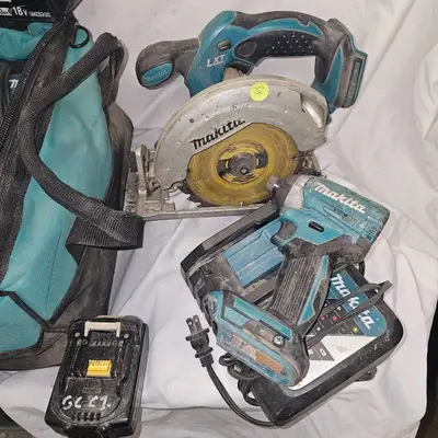 Makita 28V Cordless Kit, Circular Saw, Driver Impact and +B39:B628 Batteries w/ 5 Chargers-works
