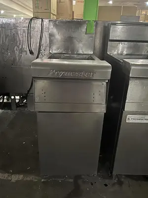 Used FRYMASTER _UNKNOWN_ Cookers / Coolers / Fryers Florida US | BAM Discount Restaurant Equipment #1373128