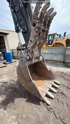 Used 2024 HYUNDAI HX210AL Excavators North Carolina US | National Equipment Dealers #1422291
