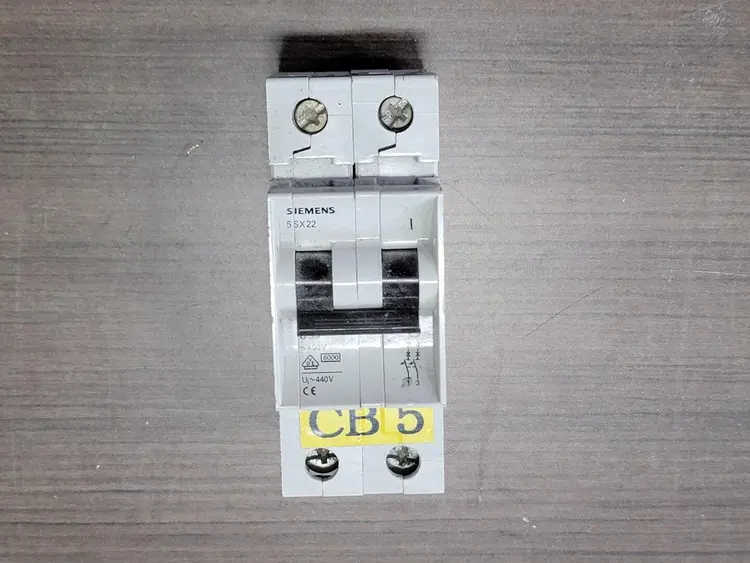 Used SIEMENS 5SX22 Switchgears British Columbia CA | Lenmark #242572