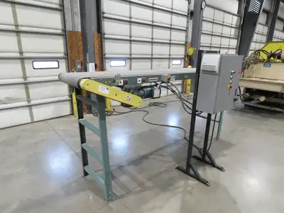 Hytrol 28"x 10' 11" Slider Bed Conveyor 24"Belt 460V 3PH Variable Speed 62"H