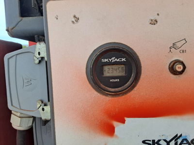 USED 2018 Skyjack SJ66T