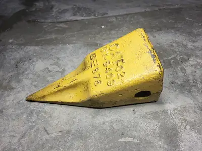 USED CATERPILLAR 6Y-5409