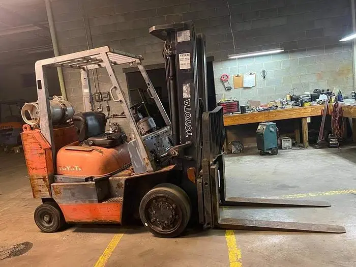 Used TOYOTA 52-6FGCU35-BCS 7,000 LB BOXCAR TYPE PROPANE FORK-LIFT Liquid Propane Forklifts | Pruitt Machinery #716178