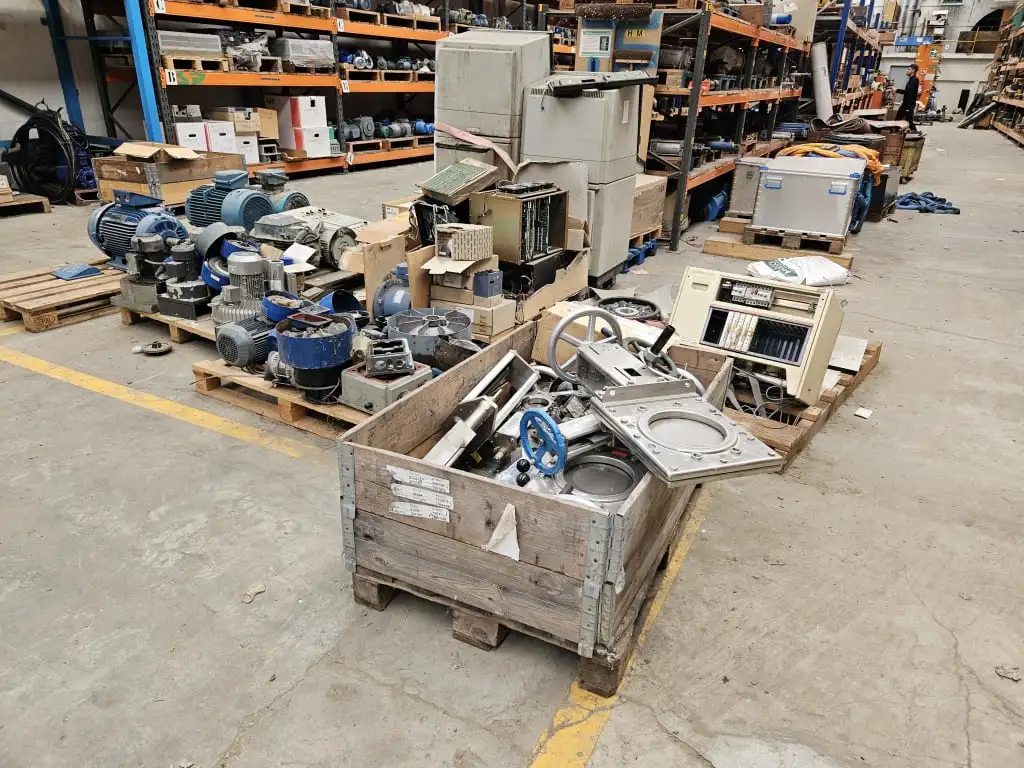 Used _UNKNOWN_ _UNKNOWN_ Misc Industrial Equipment FR | Apex Auctions #1552382