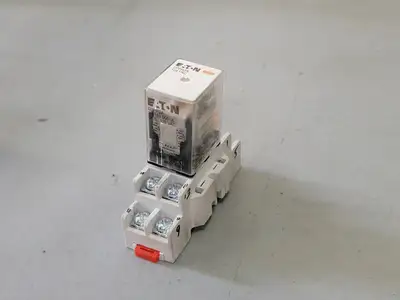 USED EATON D7PR2A