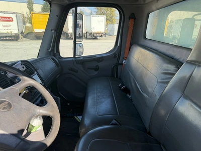 Used 2008 FREIGHTLINER BUSINESS CLASS M2 26' BOX TRUCK Box trucks Ohio US | Miedema Asset Management Group #1709414