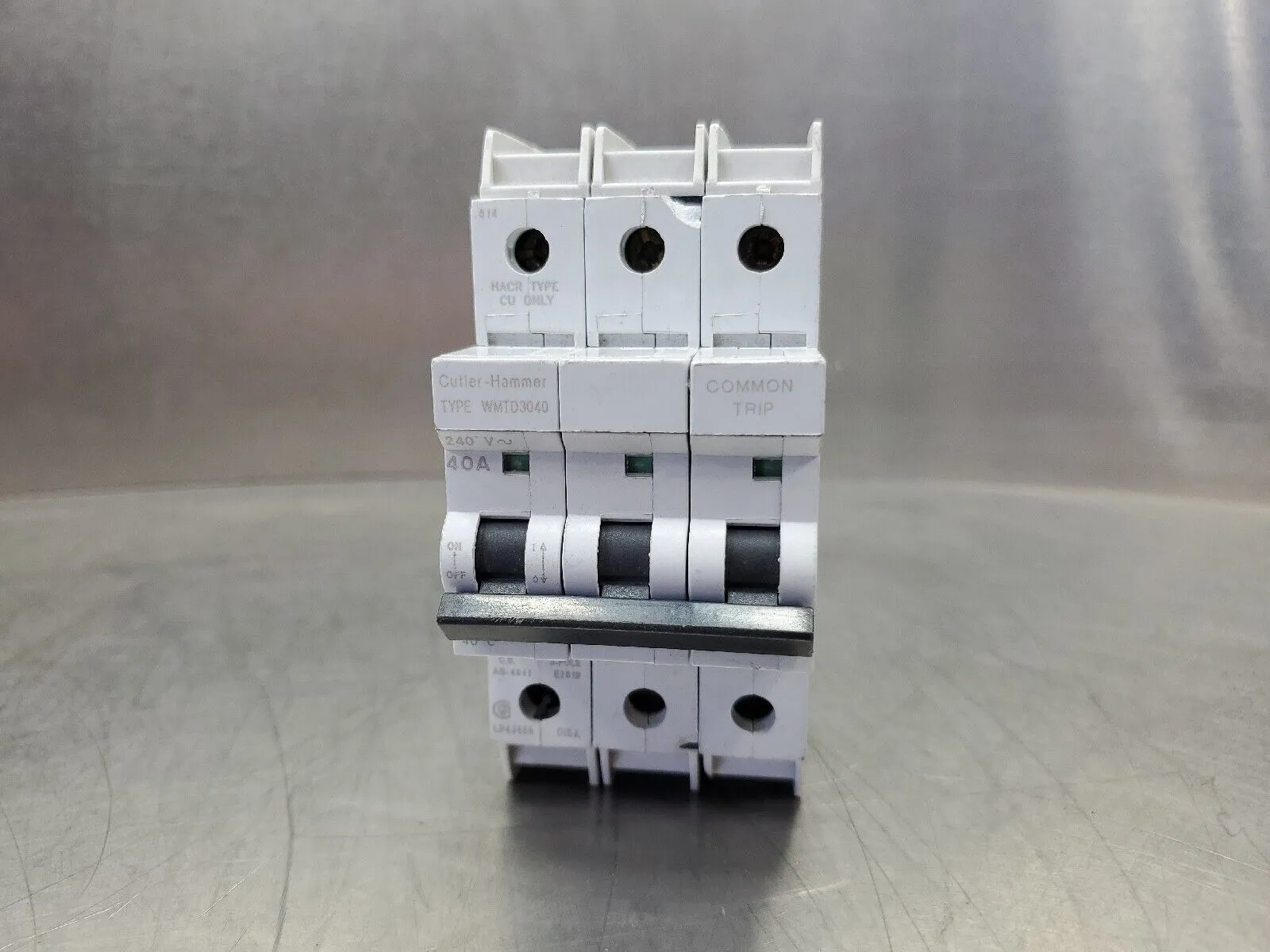 Cutler-Hammer WMTD3040 40A 240VAC Circuit Breaker. 4G