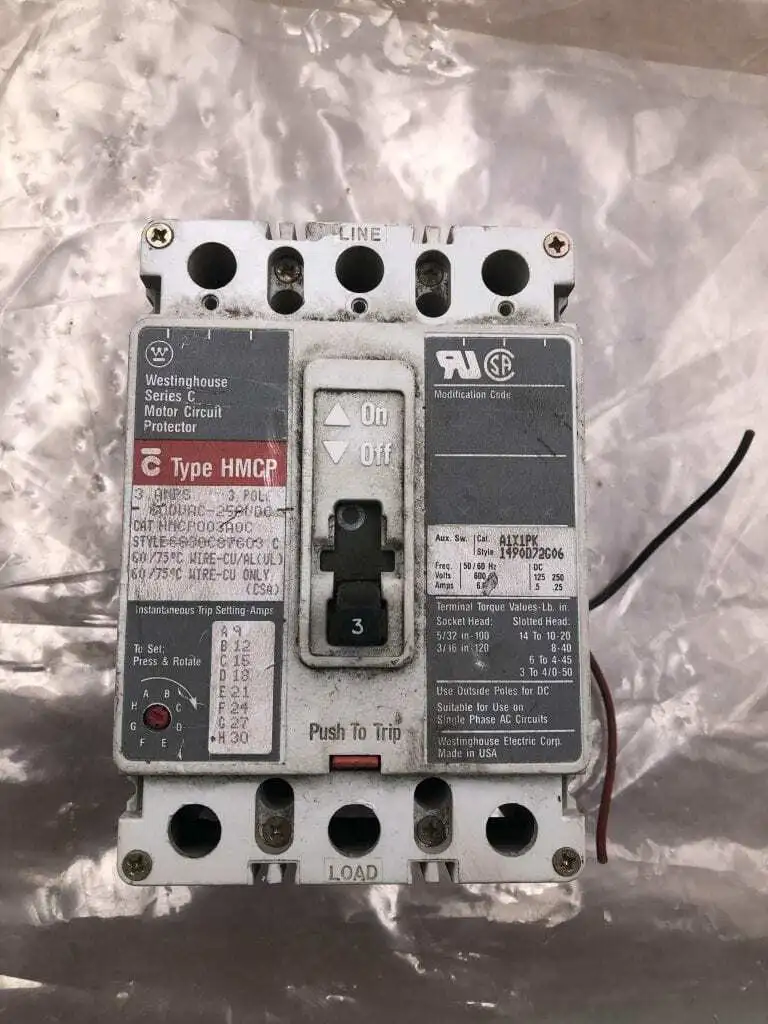 Westinghouse HMCP003A0C 3A 3 Pole Molded Case Circuit Breaker 600VAC 250VDC