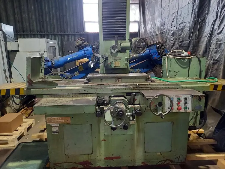Used TOS BPH 320 A Reciprocating Surface Grinders CZ | Amaron s.r.o. #1056640