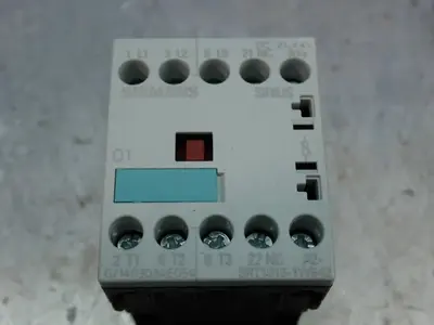 New | in-Stock SIEMENS 3RT10151WB42 PLC Contactors | HGR 24 #752788
