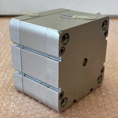 NEW Festo 557182