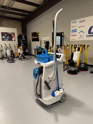 Ecolab Cleaning Caddy QC with Wet Vac NEW