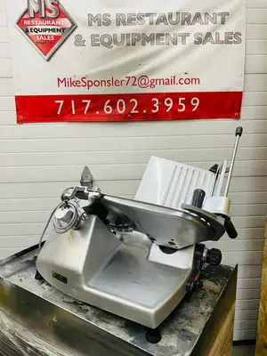 Hobart 2812 Meat/Deli/Cheese Commercial Slicer. Refurbished & Works Great!