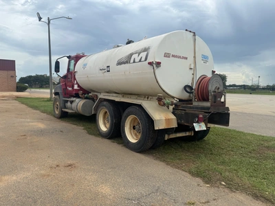 2012 CATERPILLAR CT13 Commercial trucks | Iron Listing (4)