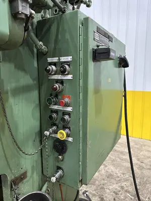 22 TON CLEARING MODEL #22 P640 TORQ PAC OBI STAMPING PRESS, 2" STROKE: STOCK 19382