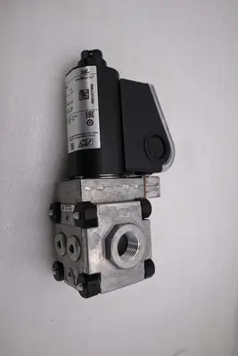 Kromschroder VAS115R/NQSR  GAS SOLENOID VALVE 88000100 NEW NO BOX STOCK H1114