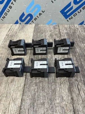 SIEMENS 3RT2131-2BB40 Electrical/PLC/Automation | ESS Industrial Equipment Sales (5)