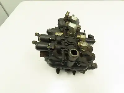 Used HUSCO _UNKNOWN_ Valves/Fittings | Arrow Industrial #628195