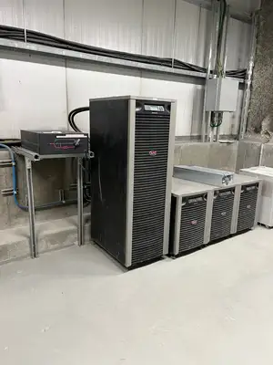 Symmetra LX Uninterruptible Power Supply (UPS) System SBP16KP, 24,000W