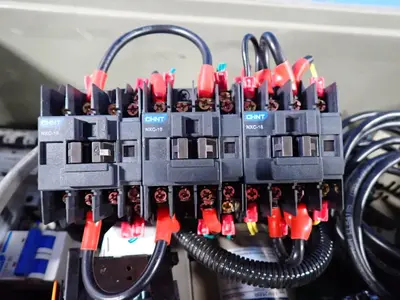 Chnt, Siemens, Allen-bradley Misc. Circuit Breakers, Electrical Equipment