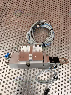 Used FESTO DGSL-10-30-P1A COMPACT DOUBLE ACTING PNEUMATIC SLIDE ACTUATOR Electronics & Components California US | Equipment Lab #1466103