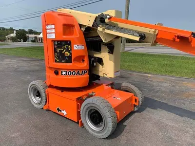 Used 2012 JLG E300AJ Manlifts New York US | United Lift #1445644