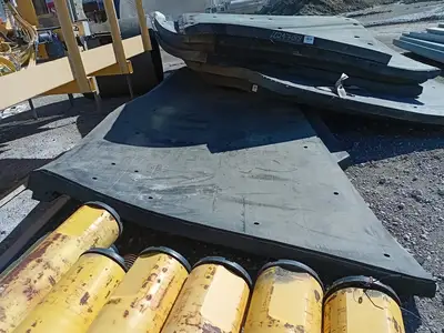 CAT 789 Rubber Liner