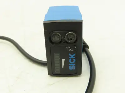 Sick RAY10-AB5CBL Photoelectric Retro-Reflective Sensor Male Connector M8 4 Pin