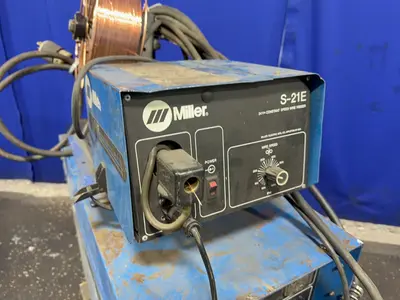 USED MILLER CP300