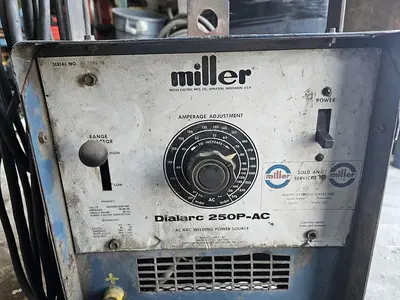 Miller Dialarc 250P-AC Arc Welding AC Power Source on Cart w/Reel