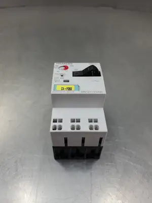 USED Siemens 3RV1011-1GA20 SIRIUS Circuit Breaker