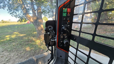 USED 2023 Bobcat T76