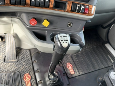 Used 2020 KENWORTH T880 TRUCK TRACTOR Conventional trucks Michigan US | Miedema Asset Management Group #1709448