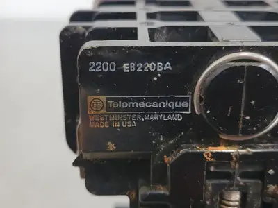USED TELEMECANIQUE EB220BA