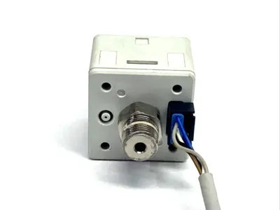 Used SMC ISE20B-L Pressure Transmitters Michigan US | Maverick Industrial Sales #1391458