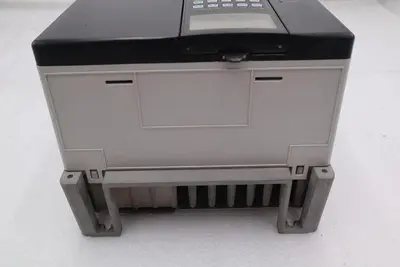 ALLEN BRADLEY 20AD040A3AYNANC0-A 40A 460V 30HP Powerflex 70DRIVE VFD STK 610-A