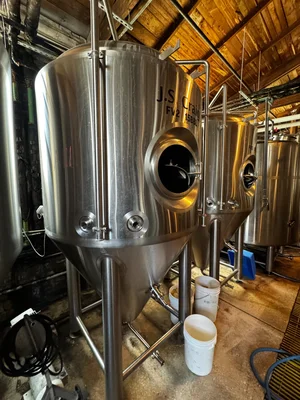 Used _UNKNOWN_ _UNKNOWN_ Fermenters / Bioreactors Indiana US | Brewhouse Equipment Group #1377287