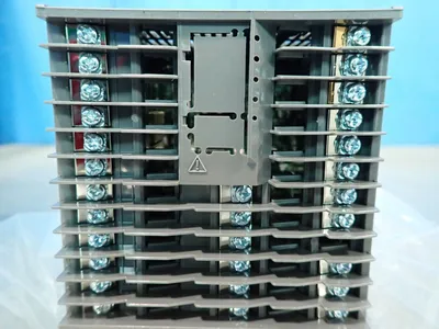 NEW YOKOGAWA UT35A