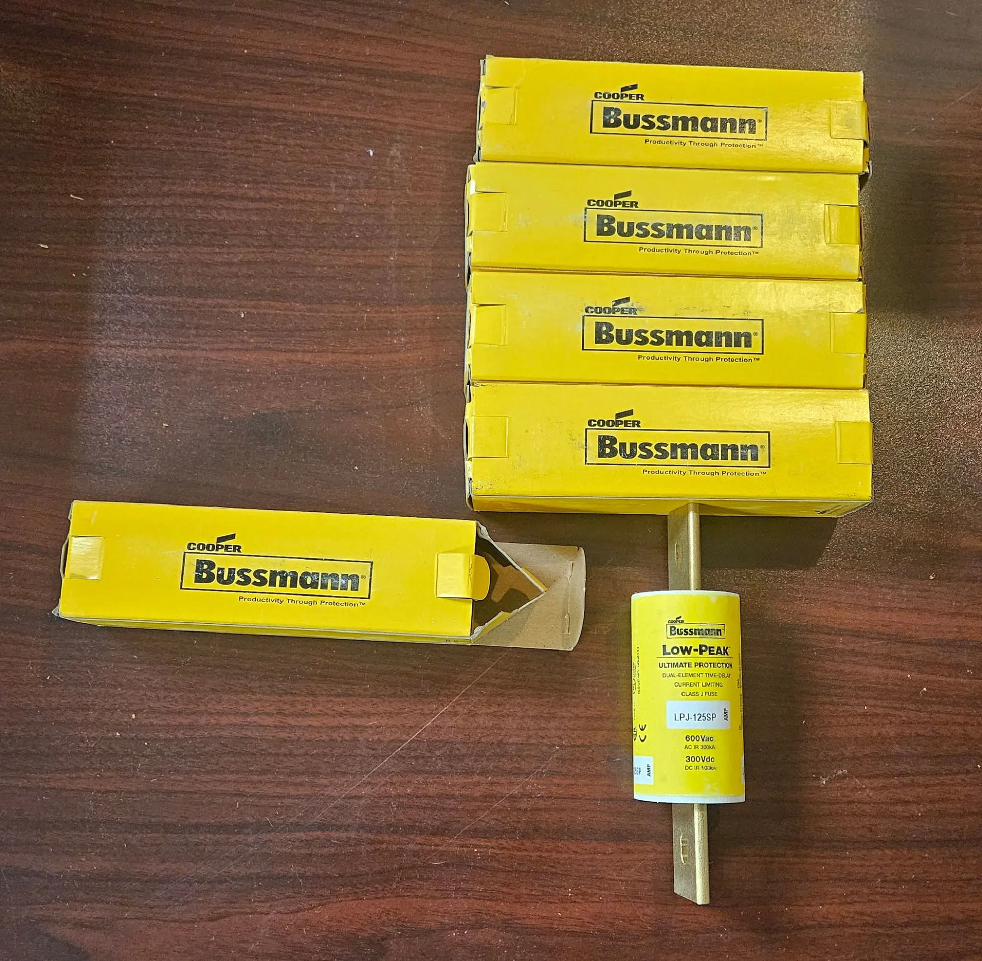 USED EATON BUSSMANN LPJ-125SP
