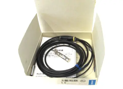 NEW OMRON E2EC-C1R5D1 PROXIMITY SWITCH E2ECC1R5D1