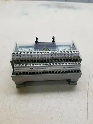 USED ALLEN BRADLEY 1492-IFM20F-F24-2
