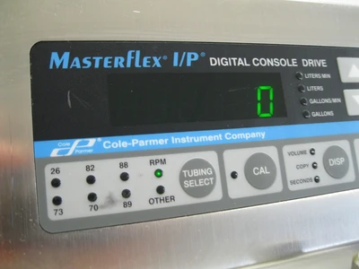 Cole-Parmer Masterflex I/P Digital Console Drive w 77601-10 Pump Head P26