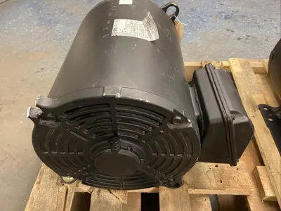 New | in-Stock WEG 010120T3E256T-S Motors (misc) | Surplus Asset Holdings #1205498