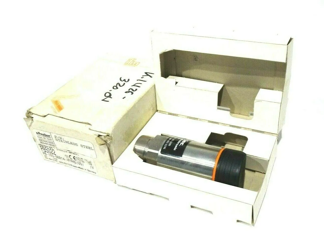 NEW EFECTOR PB-100-SBR14-HFPKG / US // V PRESSURE SENSOR PB5022
