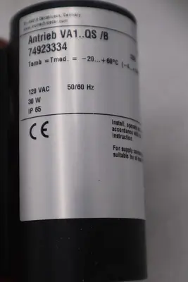 NEW HONEYWELL KROMSCHRODER 74923334 / 74923334 STOCK H652A