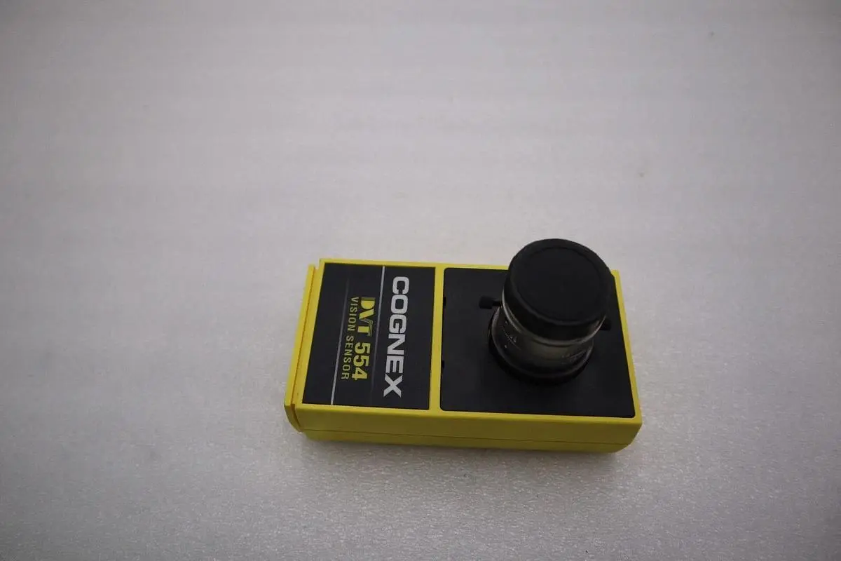 NEW OPEN BOX 554M COGNEX VISION SENSOR DVT 554M STOCK L-369-C