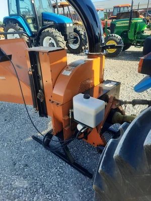USED WOODS 8100