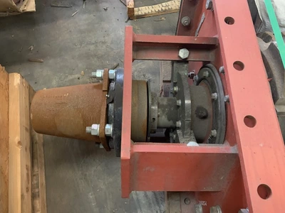 United Conveyor Corporation 2103-131-01210 Crusher 33"  FLT Seal CS New Storeroom Spare