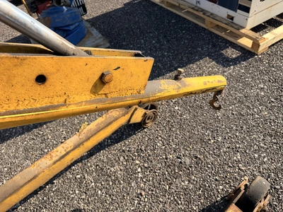 Used 500LB ENGINE LIFT Automotive Lifters Michigan US | Miedema Asset Management Group #1410886